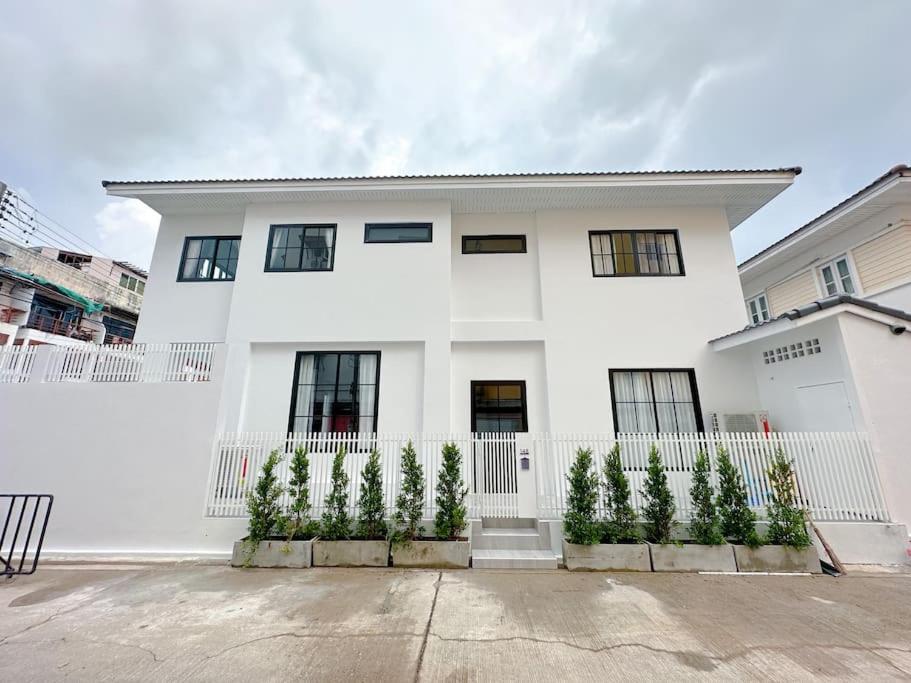 House No.148 Patong Pool Villa Exterior photo